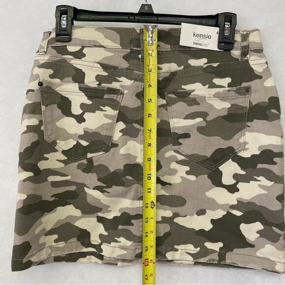 Camo Mini Skirt NWT Kensie Jeans Sz 4/27 Camouflage Distressed Denim Skirt - Picture 5 of 9